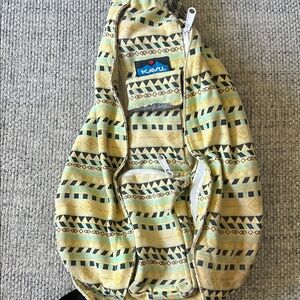 Kavu Geometric Yellow and Black Sling Bag